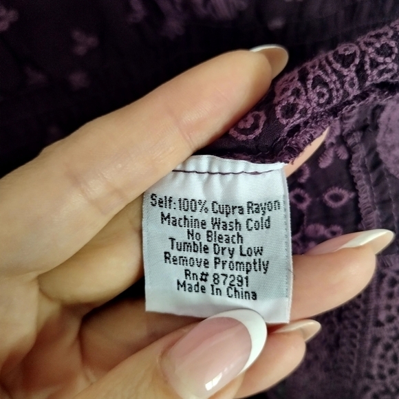 Johnny Was Tunic Blouse Windsor Wine Cupra Rayon Embroidered sz Xs - Picture 6 of 8